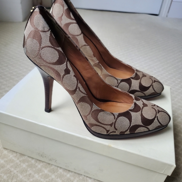 Coach Caya khaki pumps size 8.5 - Picture 8 of 8